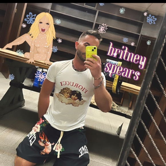 Meet your Posher, Cale - Picture 3 of 11